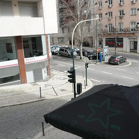 Marques Modern Art * ליסבון