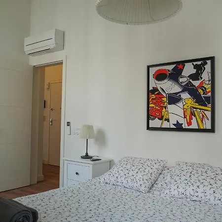 Marques Modern Art Apartment